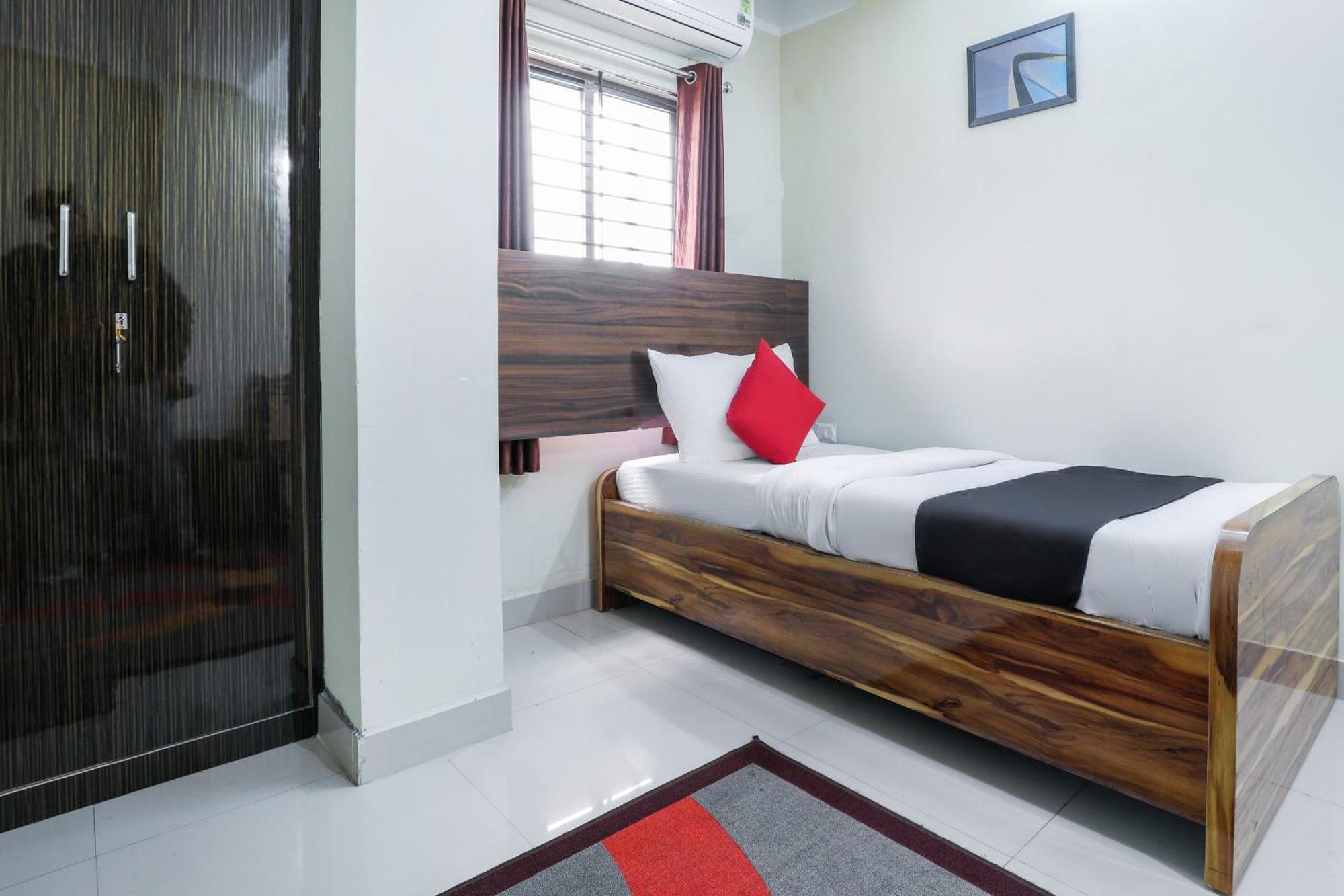 Hotel O Central Inn Dispur ภายนอก รูปภาพ